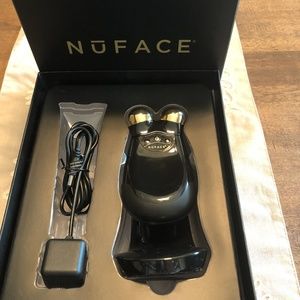 NuFace Trinity 22k gold special addition